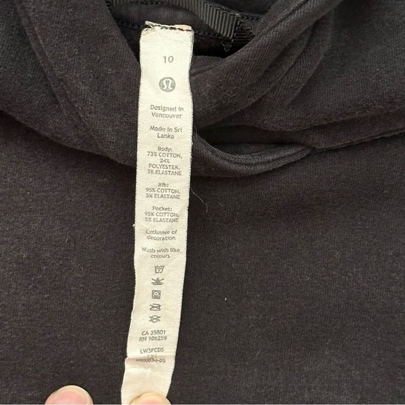 Women’s lululemon loungeful hoodie - Picture 4 of 8